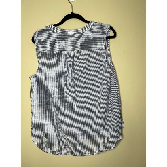 Women’s size 14 H&M L.O.G.G. Blue & White Striped Cotton Button-Up Tank Top - Picture 3 of 3